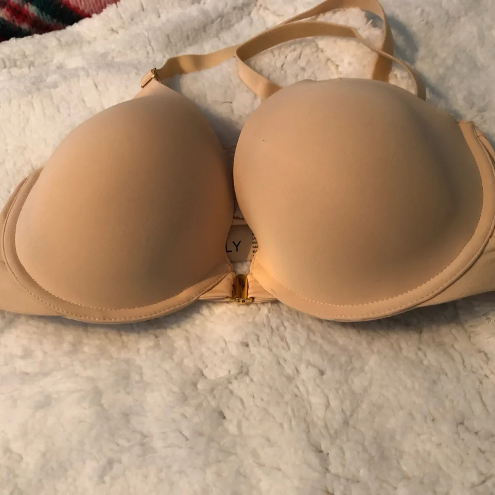 34D Lively Racerback Bra - Picture 3 of 12